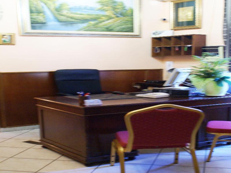 Hotel Farini Рим Екстериор снимка